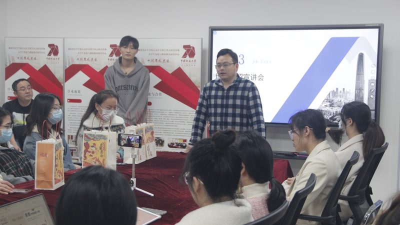 考证培训是会计专业学习者提升自身综合素质的重要途径。以下是考证培训的重要性：