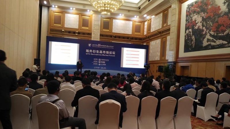 全日制与非全日制：成人教育课程设置的差异化考量**